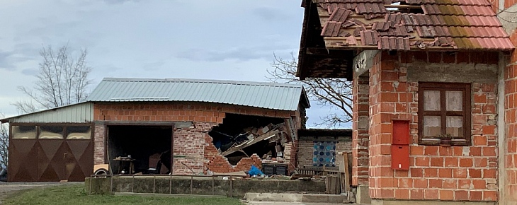 Kuće i štale nakon petrinjskog potresa